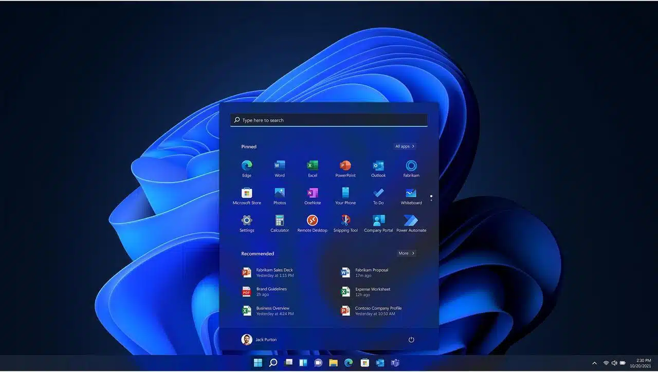 Windows 11 Pro Interface